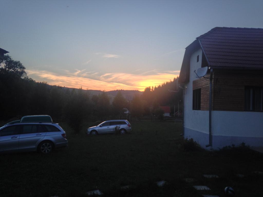 Nexus Kulcsoshaz Bukkloka Gyimes Guest House Fagetel ภายนอก รูปภาพ